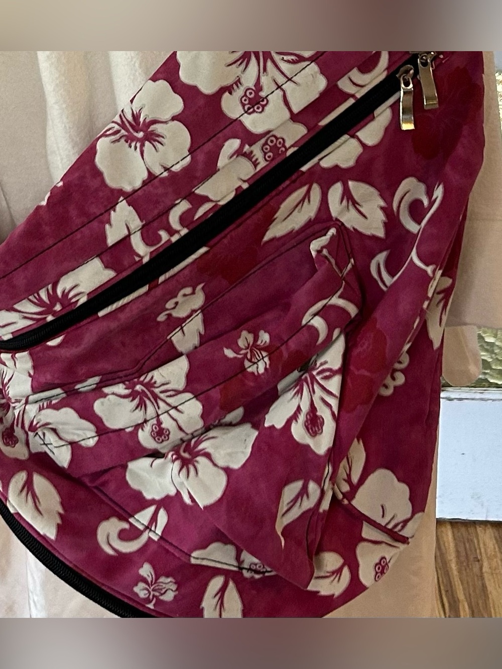 ALOHA Hawaiian Crossbody Sling Bag Magenta Hibiscus Print Large Travel Hobo Tote
